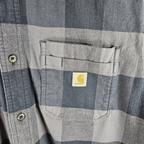 Carhartt Men's Blue Plaid Flannel Shirt - Picture 4 of 8
